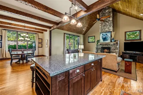136 Merrills Ridge Road Asheville NC 28803