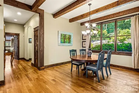 136 Merrills Ridge Road Asheville NC 28803