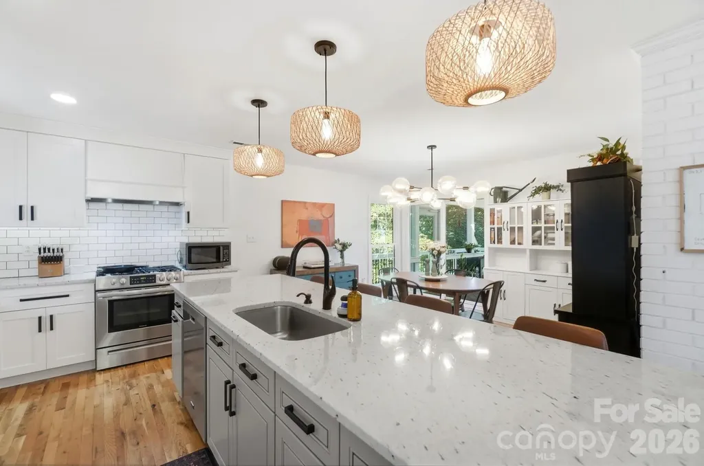 313 Longbridge Drive Matthews NC 28105