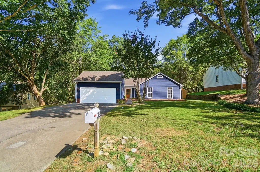 313 Longbridge Drive Matthews NC 28105