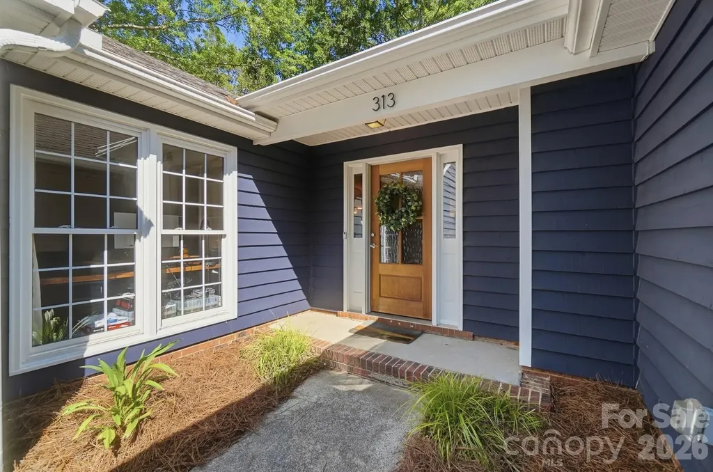 313 Longbridge Drive Matthews NC 28105