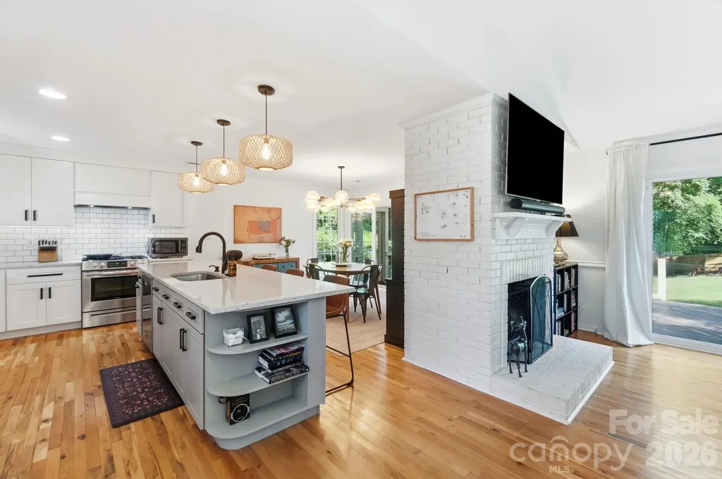 313 Longbridge Drive Matthews NC 28105