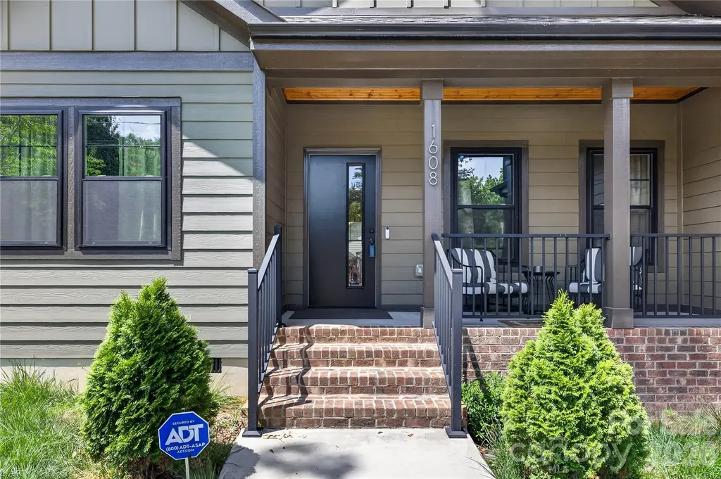 1608 James Street Gastonia NC 28052