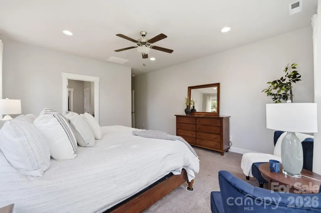1012 Overlake Drive Belmont NC 28012