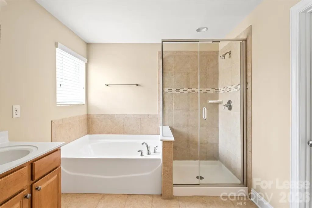 5123 Poplar Knoll Drive Matthews NC 28105