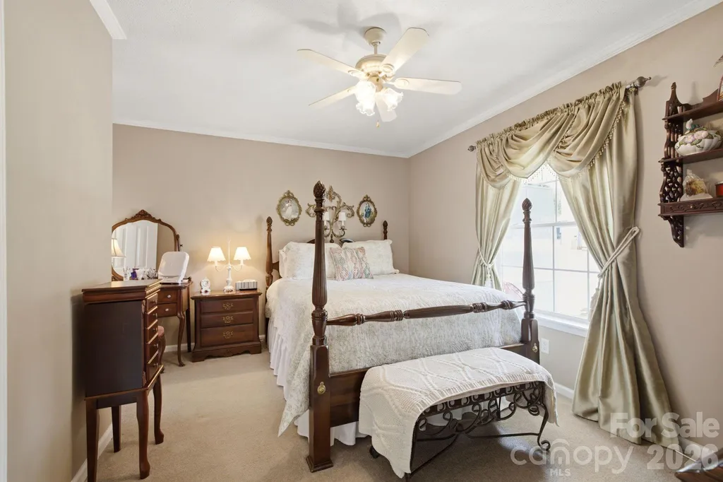 112 W 23rd Street Newton NC 28658