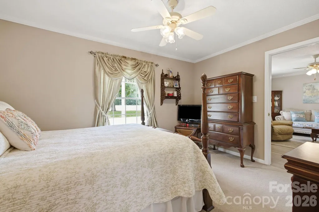 112 W 23rd Street Newton NC 28658