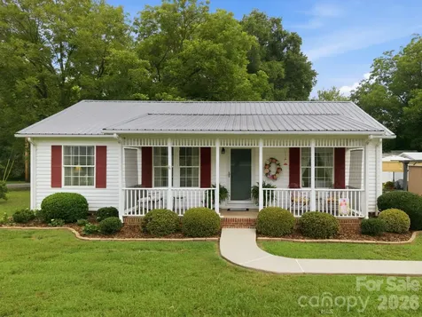 112 W 23rd Street Newton NC 28658