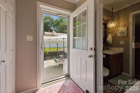 112 W 23rd Street Newton NC 28658