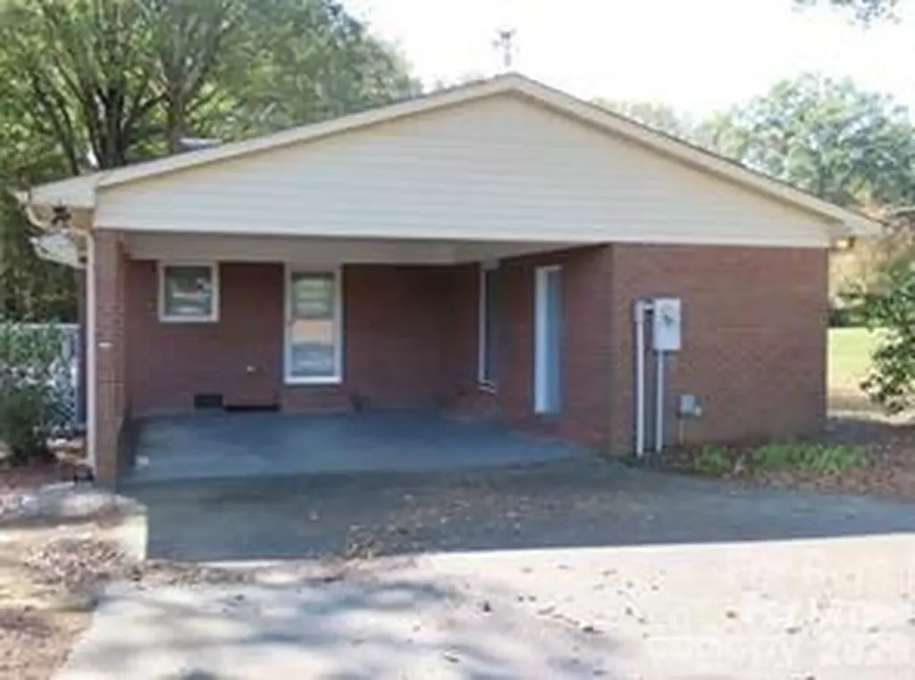 1803 Tucker Road Peachland NC 28133