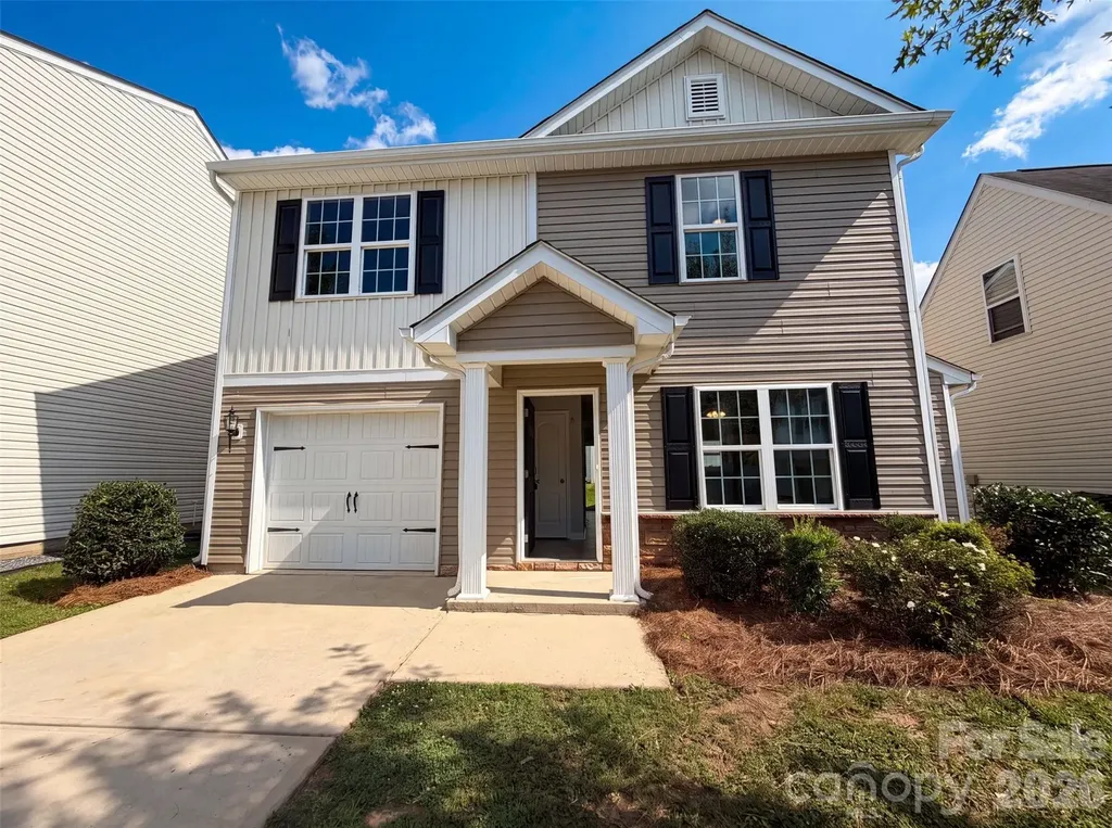 8222 Gabon Court Charlotte NC 28215