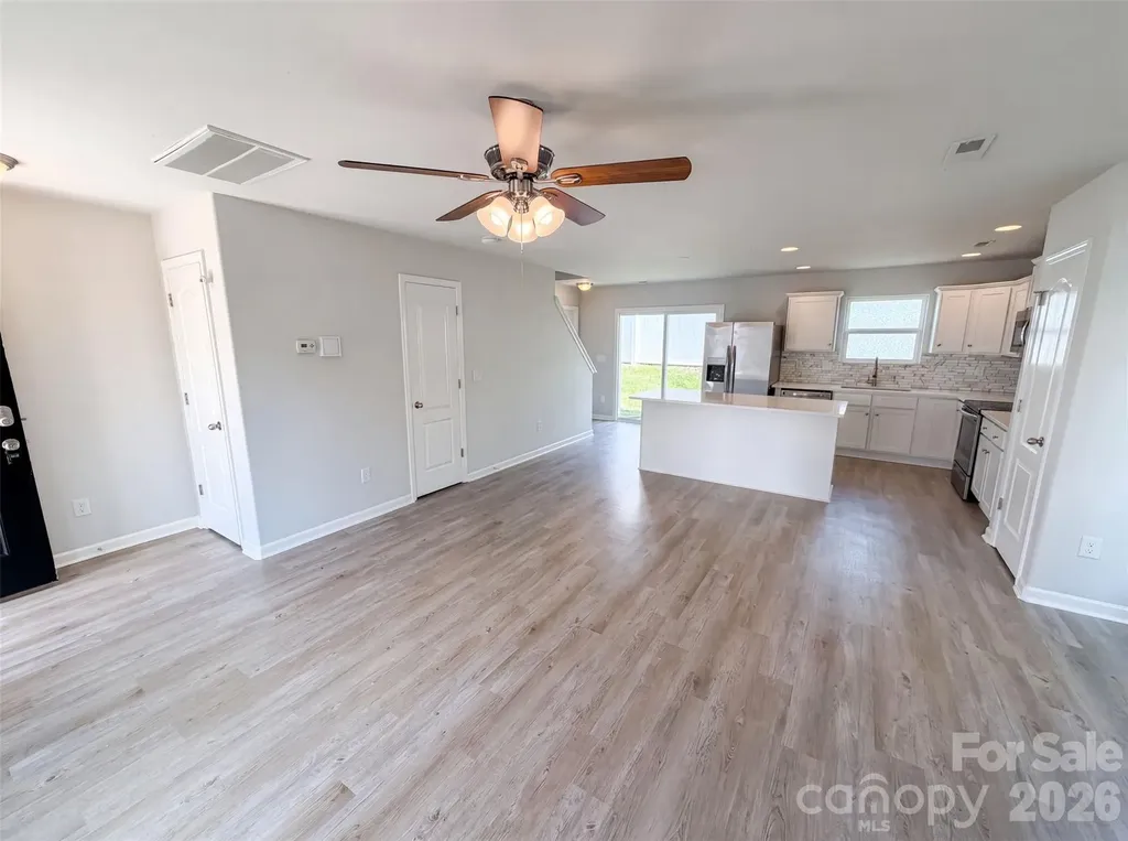 8222 Gabon Court Charlotte NC 28215