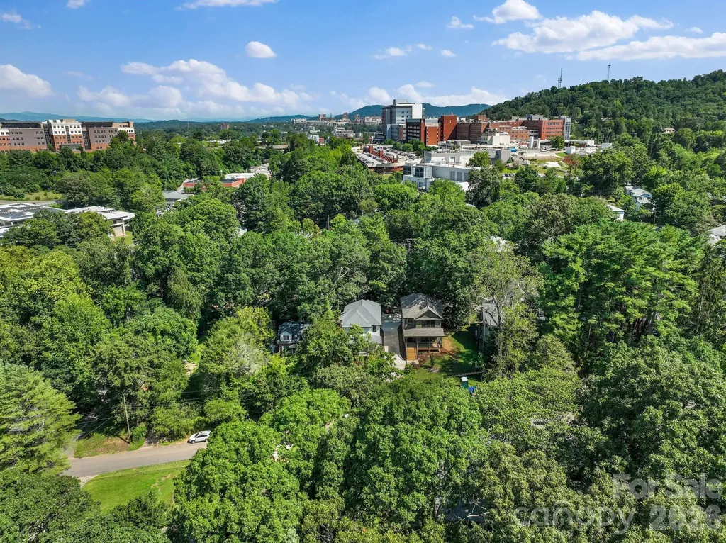35 Grindstaff Drive Asheville NC 28803