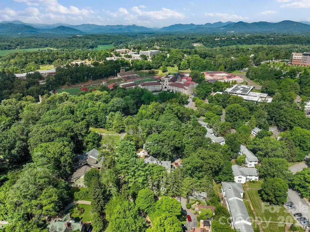 35 Grindstaff Drive Asheville NC 28803