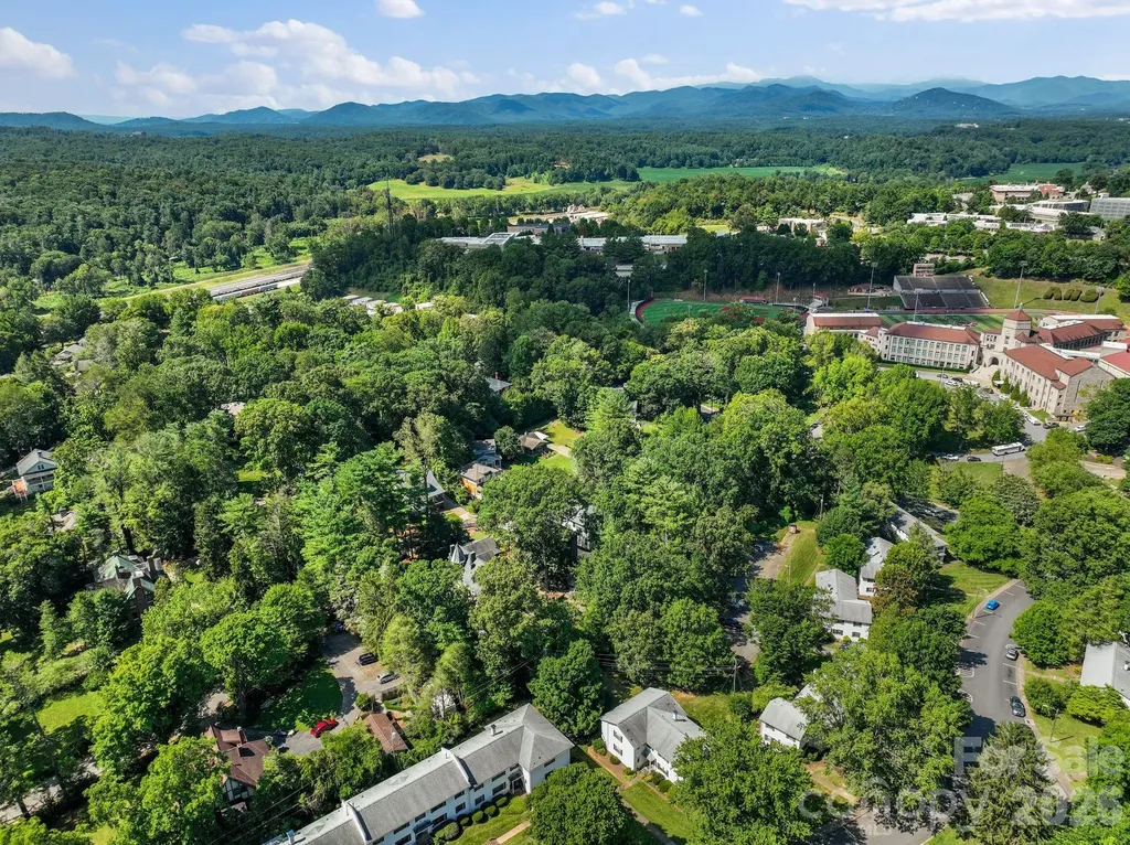 35 Grindstaff Drive Asheville NC 28803