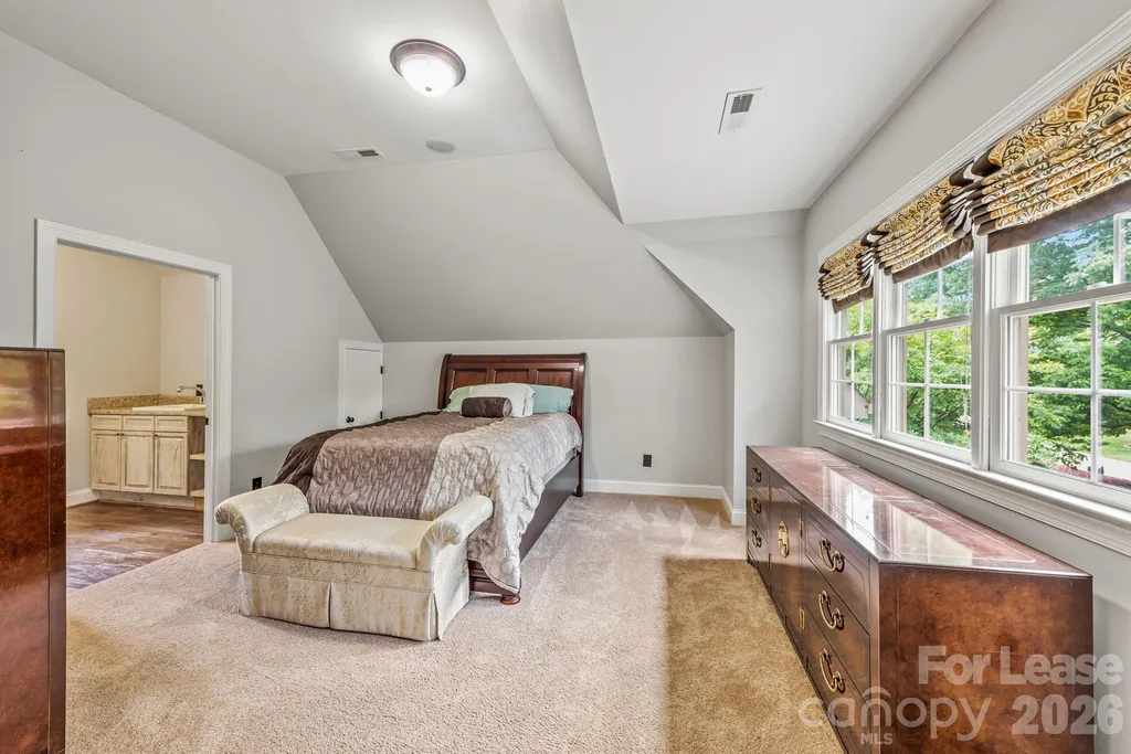 405 Pondview Court Waxhaw NC 28173