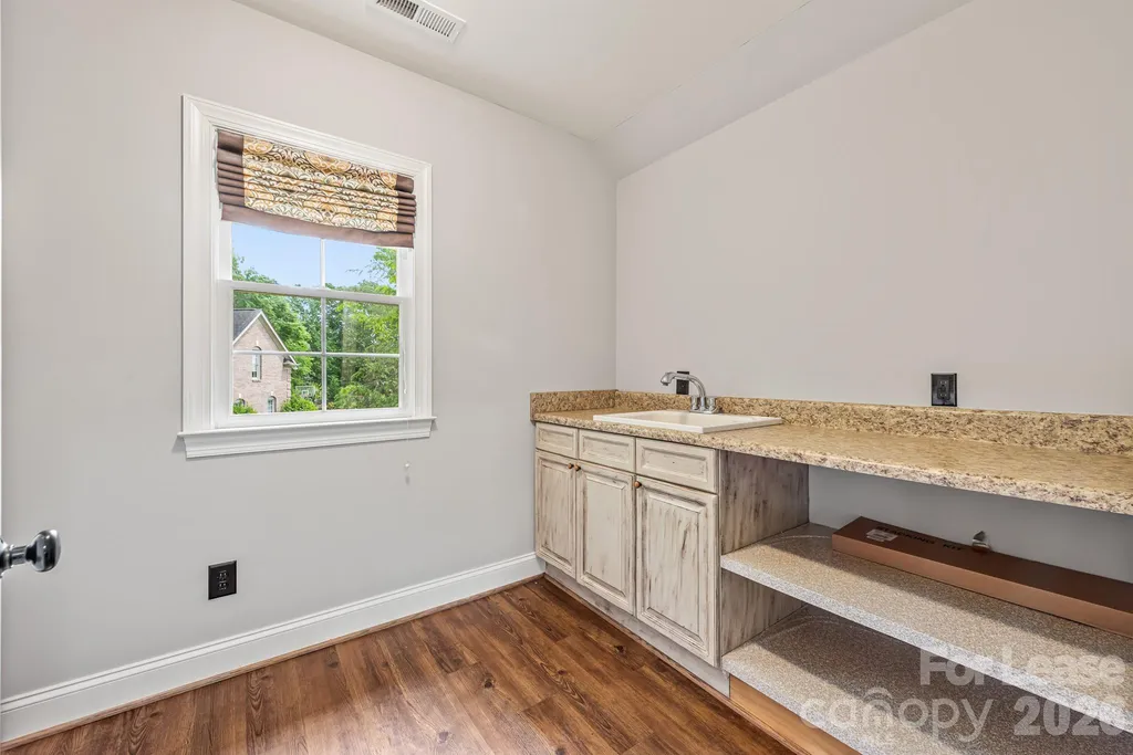 405 Pondview Court Waxhaw NC 28173