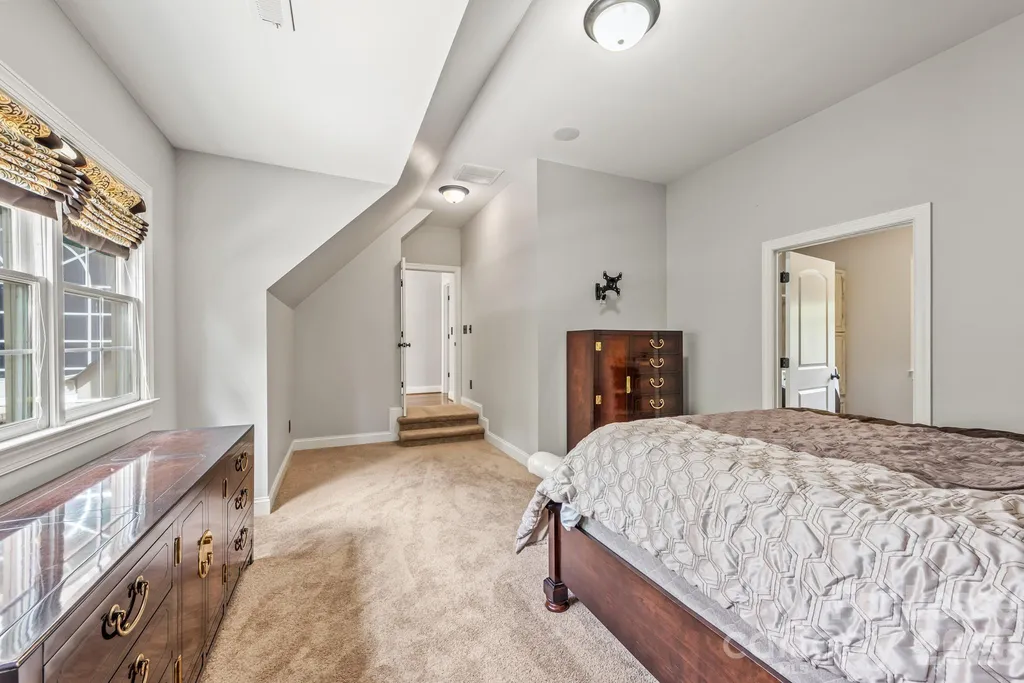 405 Pondview Court Waxhaw NC 28173