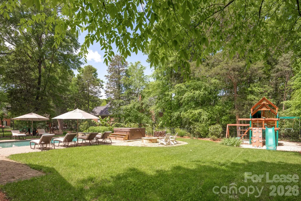 405 Pondview Court Waxhaw NC 28173