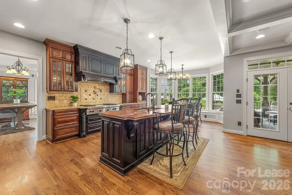 405 Pondview Court Waxhaw NC 28173