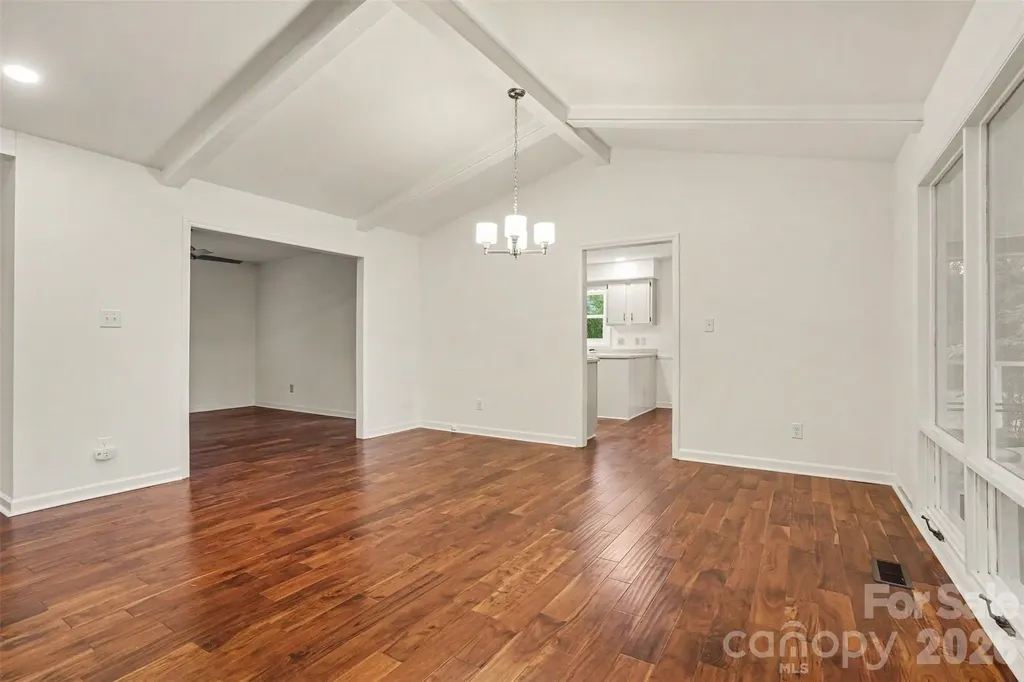8225 Strawberry Lane Charlotte NC 28277