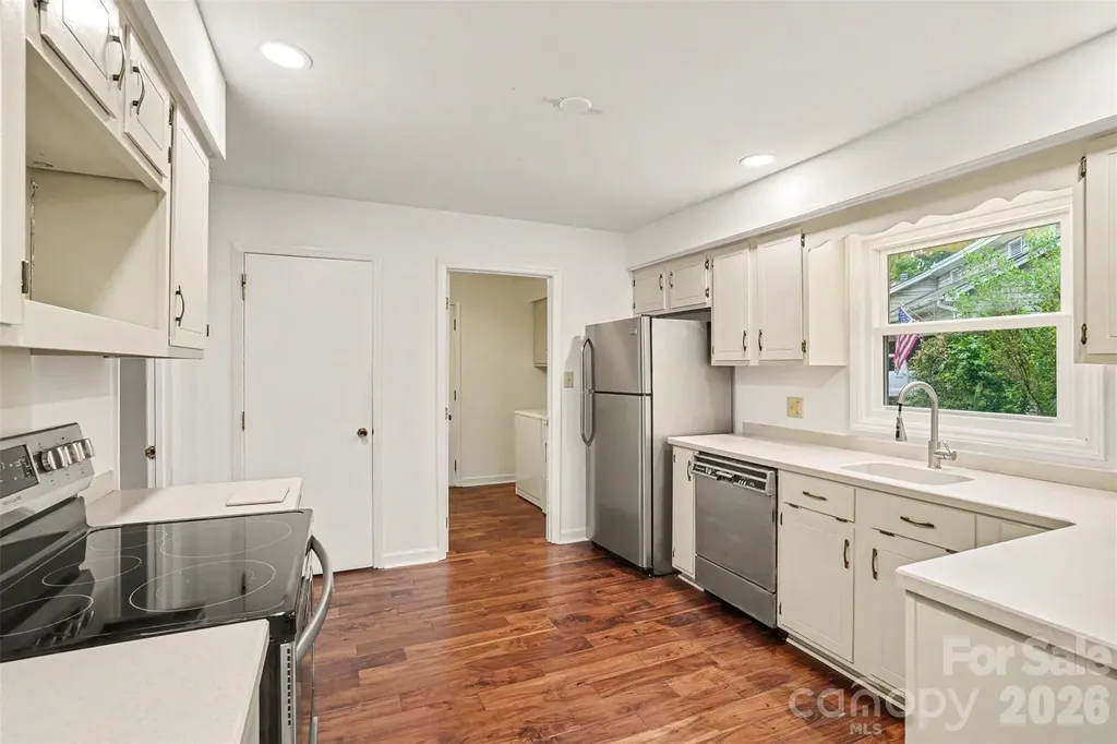 8225 Strawberry Lane Charlotte NC 28277