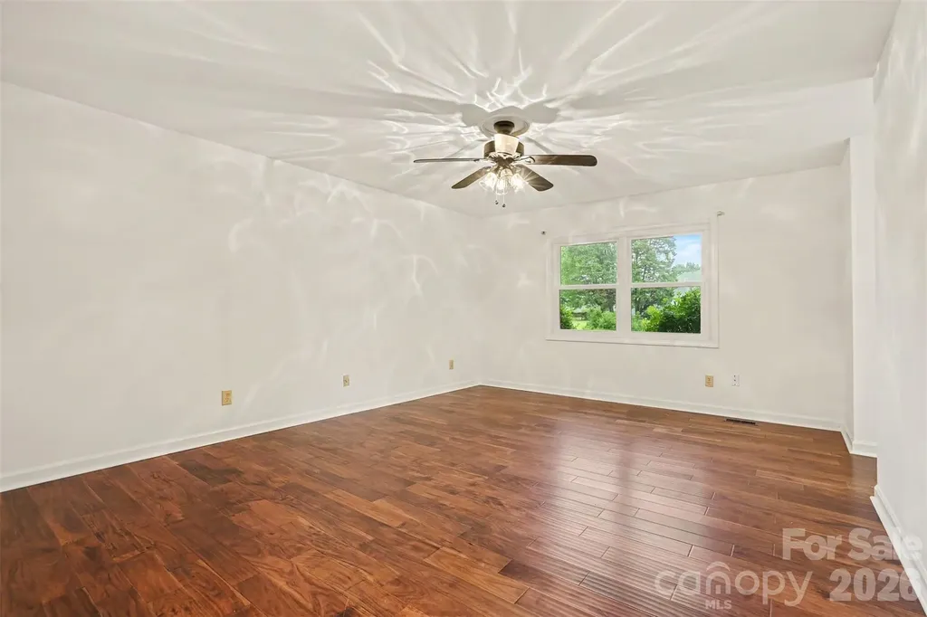 8225 Strawberry Lane Charlotte NC 28277