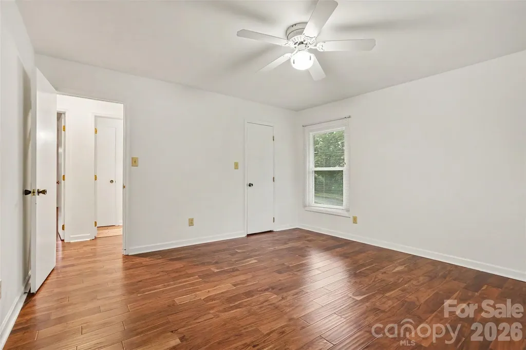 8225 Strawberry Lane Charlotte NC 28277