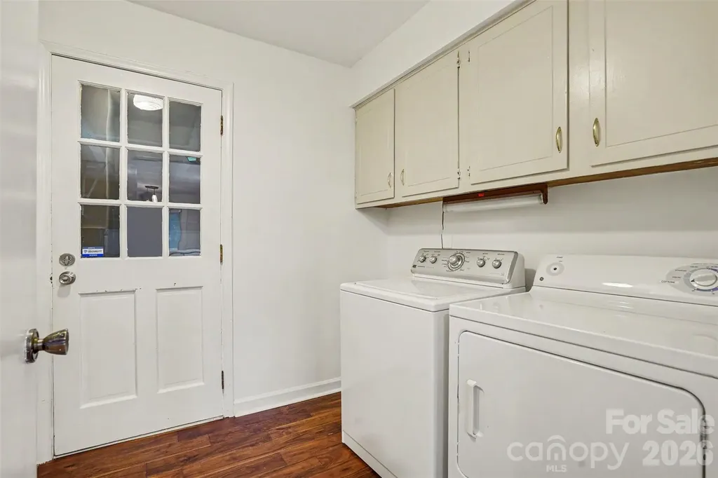 8225 Strawberry Lane Charlotte NC 28277