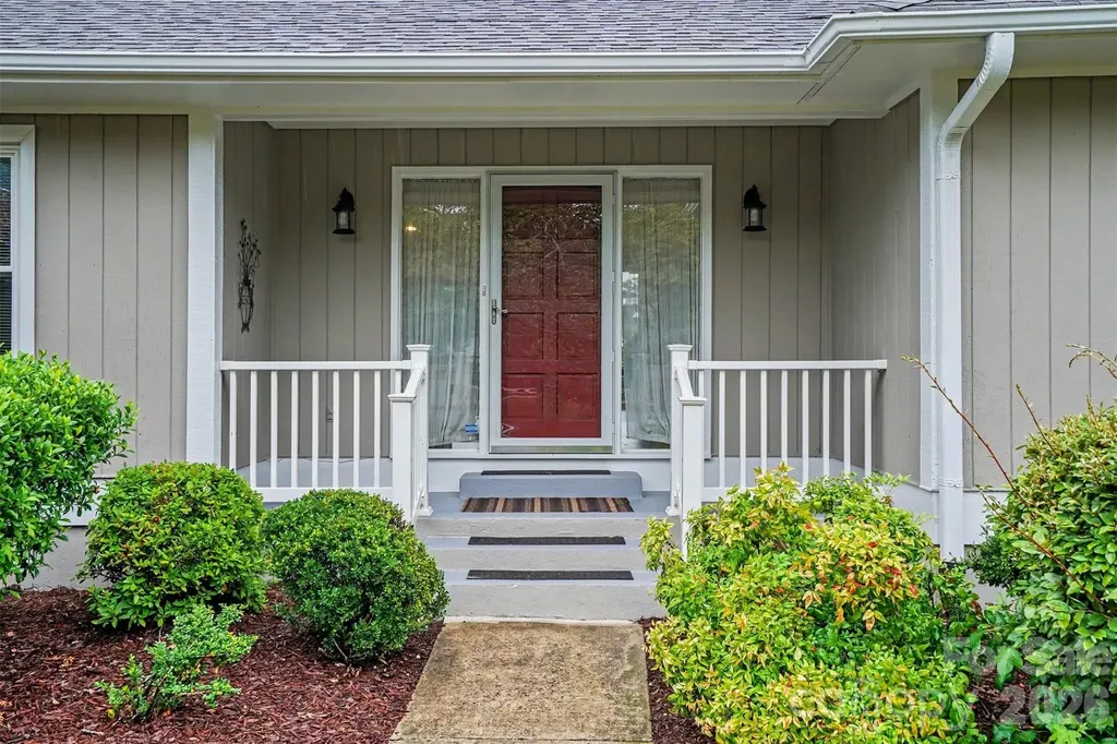 8225 Strawberry Lane Charlotte NC 28277