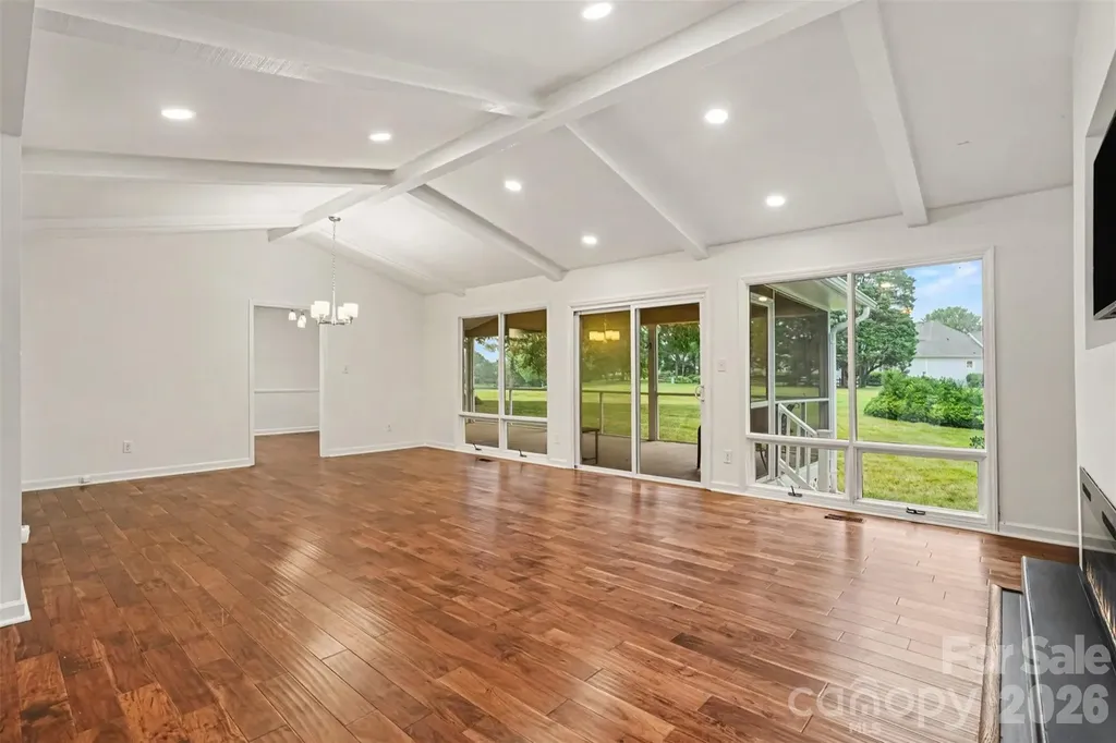 8225 Strawberry Lane Charlotte NC 28277