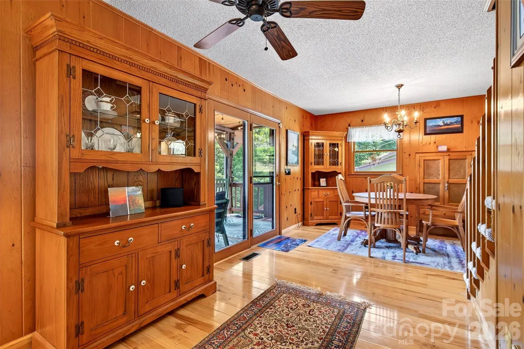 1347 Wipprecht Drive Spruce Pine NC 28777