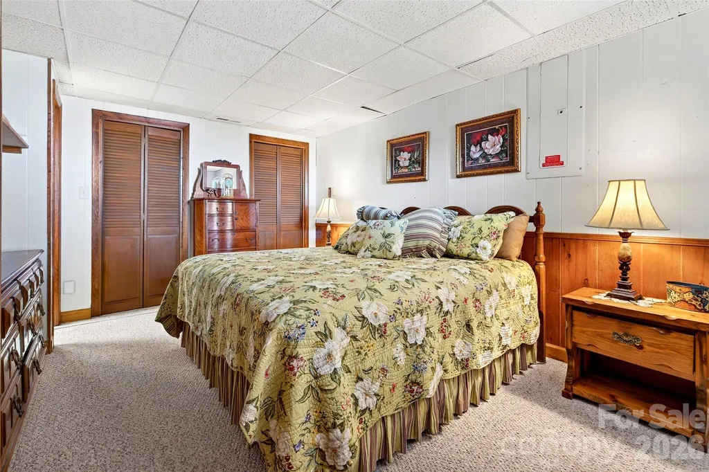 1347 Wipprecht Drive Spruce Pine NC 28777