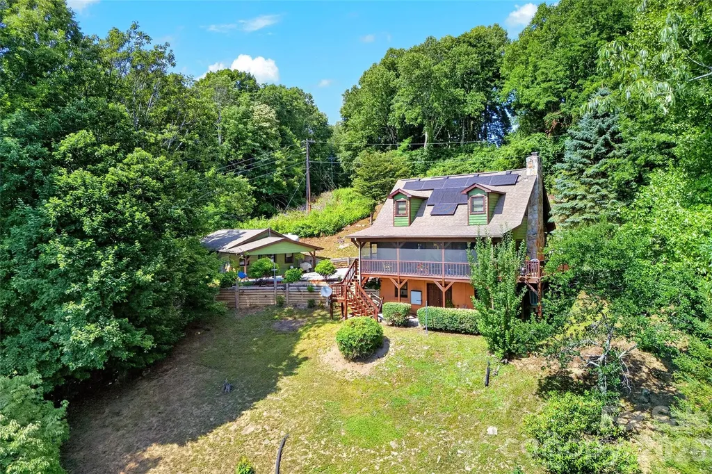 1347 Wipprecht Drive Spruce Pine NC 28777