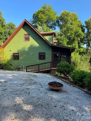 1347 Wipprecht Drive Spruce Pine NC 28777