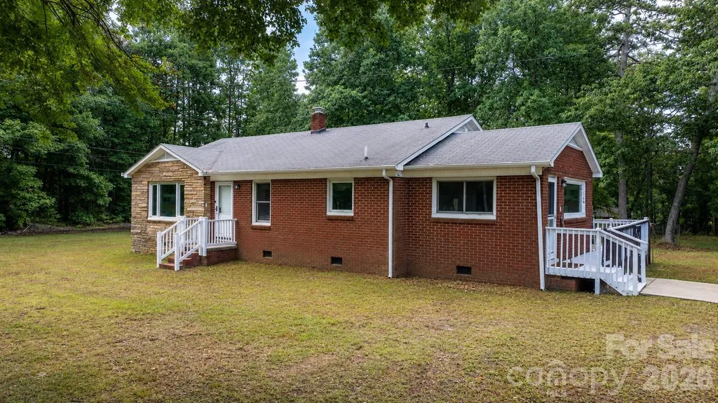 2981 East Maiden Road Maiden NC 28650