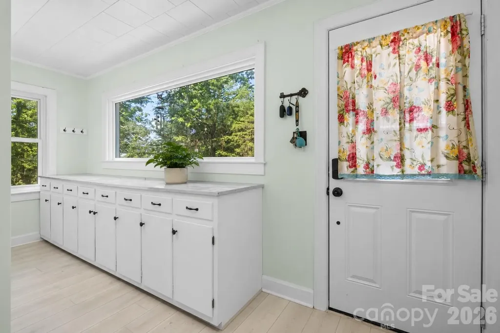 2981 East Maiden Road Maiden NC 28650