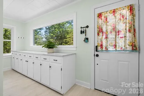 2981 East Maiden Road Maiden NC 28650