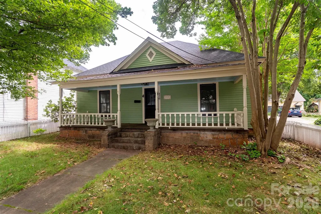 420 E Bank Street Salisbury NC 28144