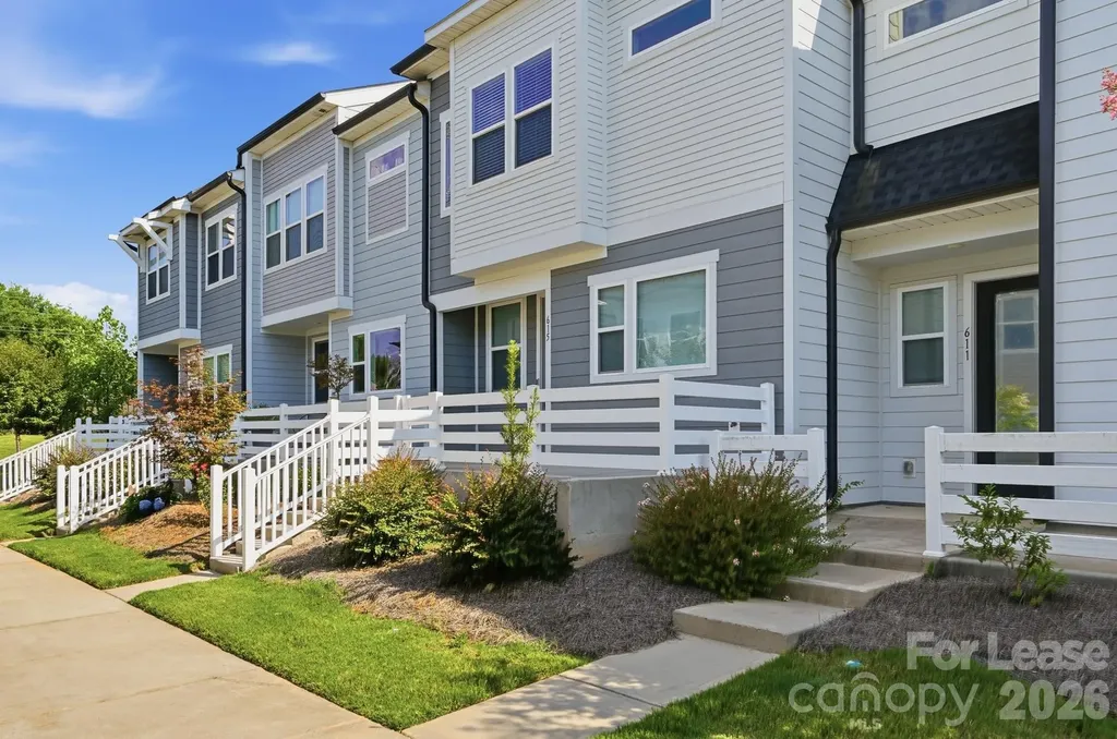 615 Myrick Alley Charlotte NC 28217