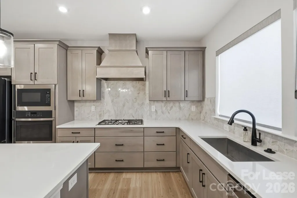 615 Myrick Alley Charlotte NC 28217