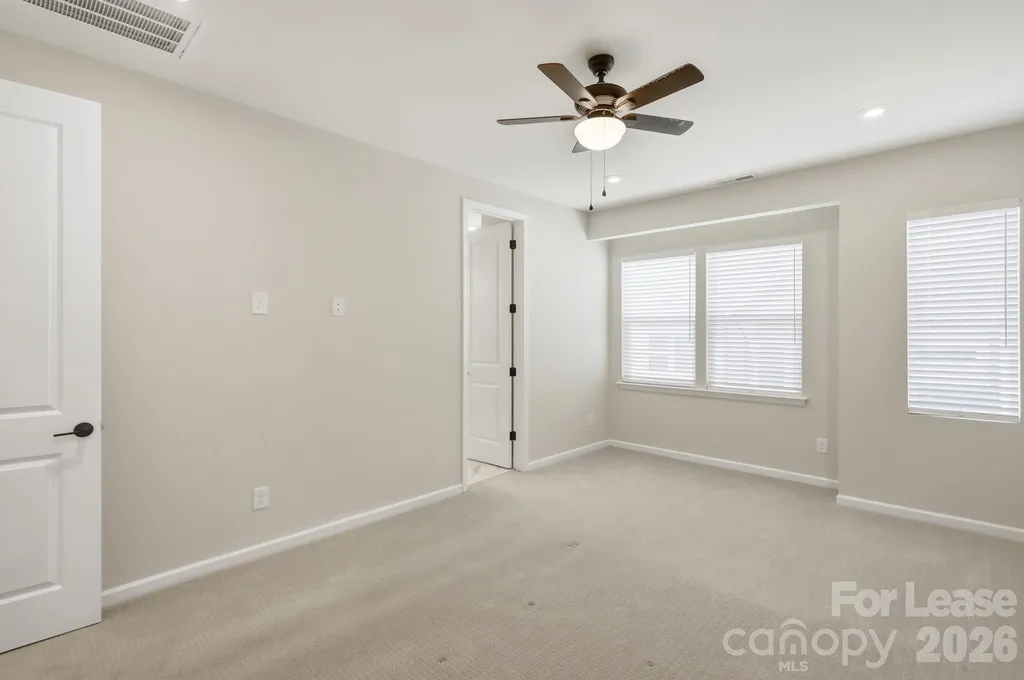 615 Myrick Alley Charlotte NC 28217