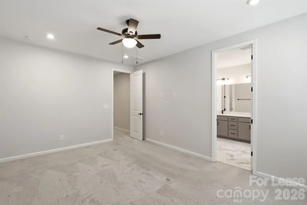 615 Myrick Alley Charlotte NC 28217