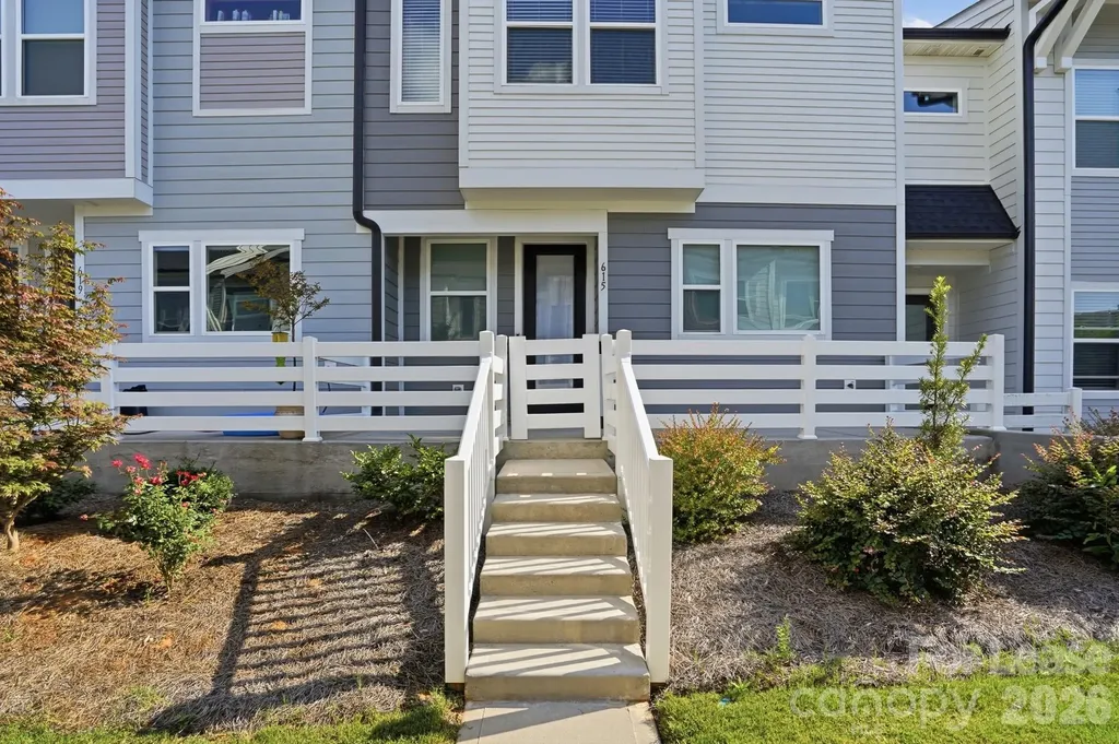 615 Myrick Alley Charlotte NC 28217