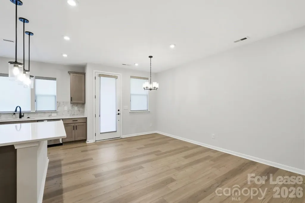 615 Myrick Alley Charlotte NC 28217