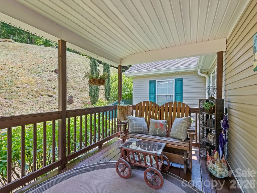 412 Gaddy Heights Waynesville NC 28786
