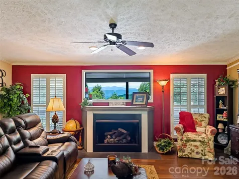 412 Gaddy Heights Waynesville NC 28786