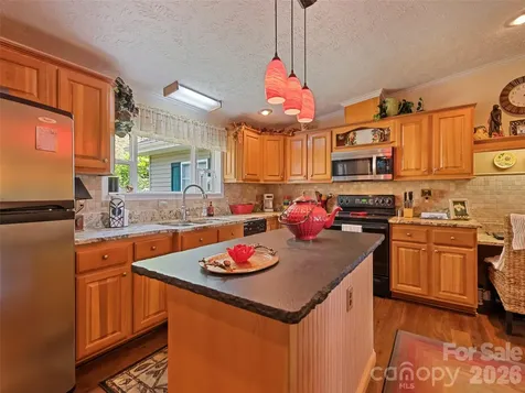 412 Gaddy Heights Waynesville NC 28786