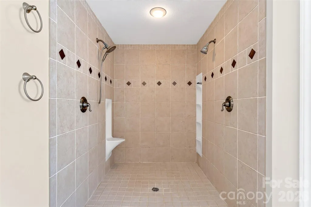 1174 Dale Road Spruce Pine NC 28777