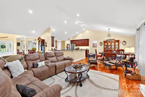1174 Dale Road Spruce Pine NC 28777